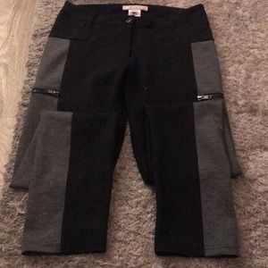 Romeo and Juliet Pants with color block and zipper